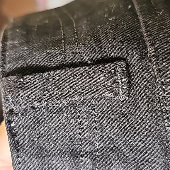 Lauren Jeans Co. Black jeans with no pockets, no size tag. 10? - Picture 6 of 6